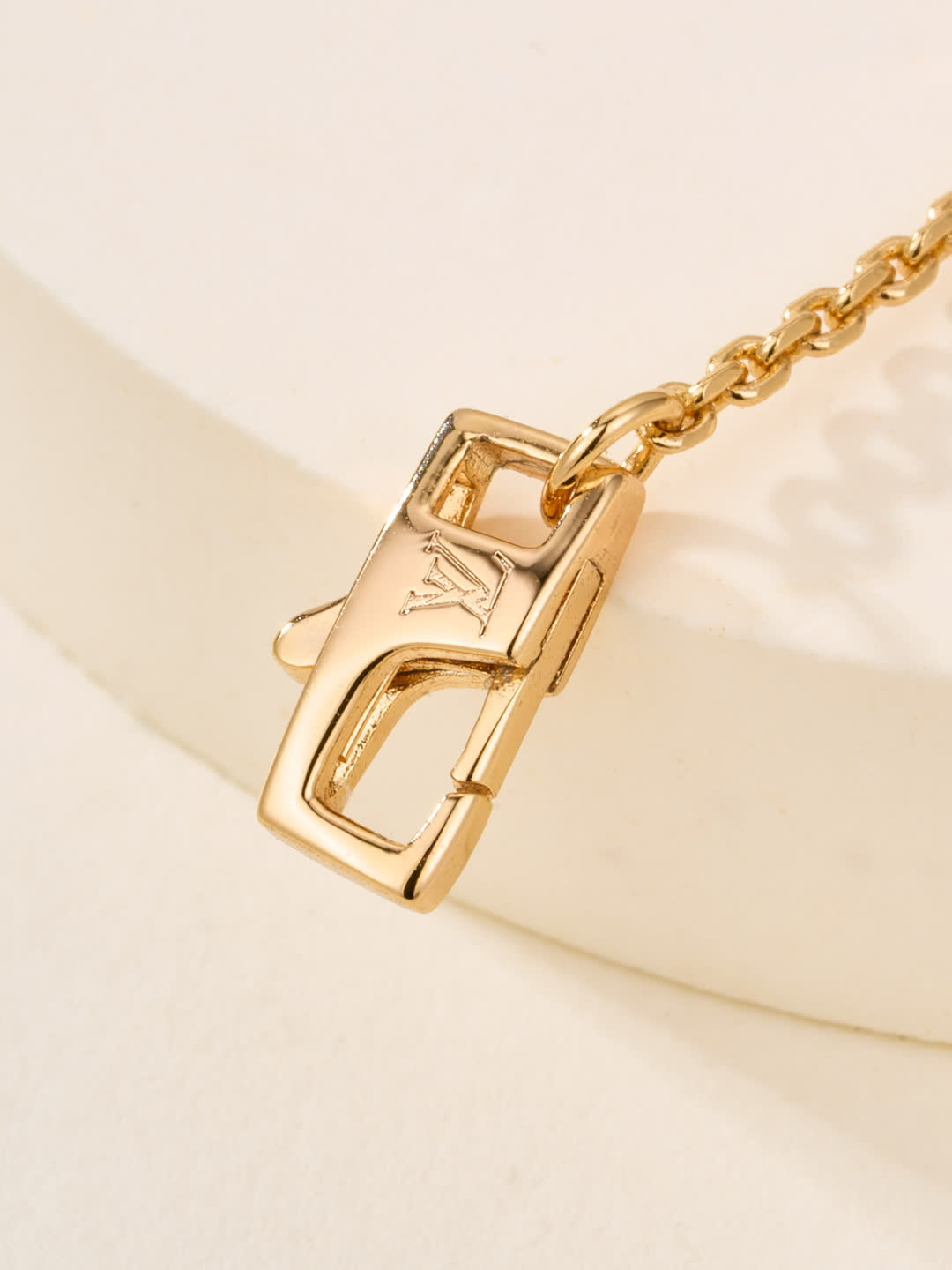 Louis Vuitton Gold Flower and Star Anklet